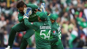 'Padosis already shivering, dar ka mahaul hai': How fans reacted to Mohammad Amir's return in Pakistan squad