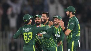 Pakistan vs New Zealand 3rd T20I Highlights: Mark Chapman Levels Series For NZ; Thumps PAK by 7 Wickets
