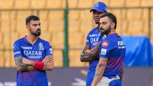 RCB vs LSG IPL 2024: M Chinnaswamy Stadium Bengaluru Pitch Report, Weather Forecast & Live Streaming Info