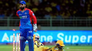 DC vs CSK: MS Dhoni entertains but Delhi Capitals register 1st win of season by beating Chennai Super Kings