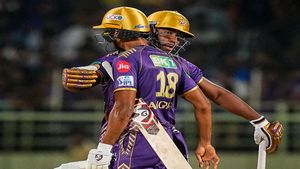 DC vs KKR IPL 2024: Kolkata Knight Riders batters hailed on Twitter for posting mammoth 272 against Delhi Capitals