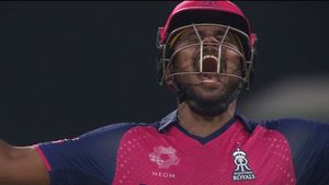 Sanju Samson roars after hitting match-sealing six vs KL Rahul's LSG, fans say RR captain wants T20 World Cup spot