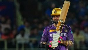 DC vs KKR IPL 2024: Sunil Narine Capitalizes On Delhi Capitals' Failure To Use DRS To Smash 85 off 39