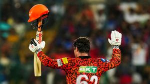 Who Won Yesterday's IPL Match: RCB vs SRH Match 30 of IPL 2024 on April 15