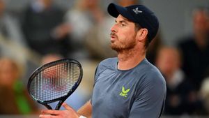 Murray's likely French Open swansong ended by wonderful Wawrinka