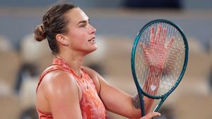 Sabalenka to face Badosa after sweeping into third round at French Open