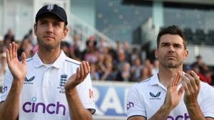 Broad fears for inexperienced England bowling attack after Anderson retirement