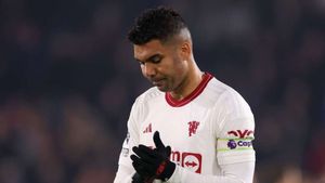 'Call it a day' – Casemiro told to quit Man Utd after hapless Palace display