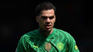 Ederson to miss Man City's final two games of season