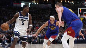 NBA: Edwards scores 43 to lift Timberwolves over Nuggets in Game 1