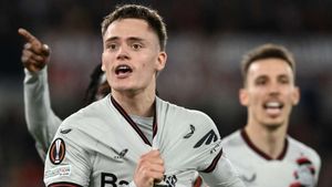 Wirtz will stay at Leverkusen amid transfer interest, Rolfes insists