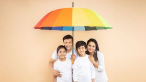 Confused About Types of Life Insurance? Compare Term, Whole, and Endowment Policies