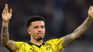 Sancho outshines Mbappe as Dortmund seize initiative against PSG