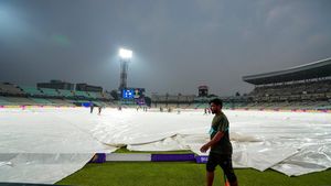 KKR vs MI, IPL 2024: Who Will Benefit if KKR vs MI Match gets Washed Out in Kolkata Today?