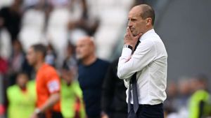 Juventus sack head coach Allegri for behaviour at Coppa Italia final