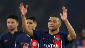 Kylian Mbappe confirms PSG departure at end of season
