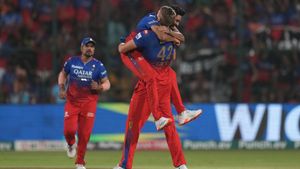 Bengaluru vs Gujarat: RCB set record for conceding fewest Powerplay runs in IPL 2024