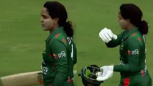 BAN-W vs IND-W: Bangladesh Captain Throws Her Bat In Anger; Indian Fans Point Out 'Double Standard'