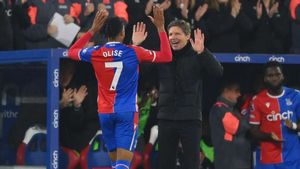 Crystal Palace 4-0 Manchester United: Olise stars as Eagles soar to thumping victory