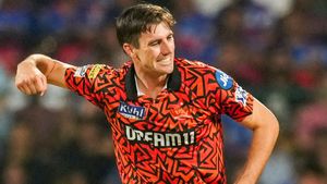 SRH vs RR IPL 2024 Moment of the Match: Sunrisers Hyderabad Captain Pat Cummins Delivers The Game Changing Moment
