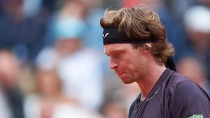 Rublev crashes out of French Open after straight sets defeat to Arnaldi
