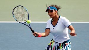 Indian Tennis Icon Sania Mirza Navigates New Chapter Amidst Personal Changes