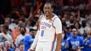 NBA: Thunder pull away from Mavs, Celtics rout Cavaliers in opener