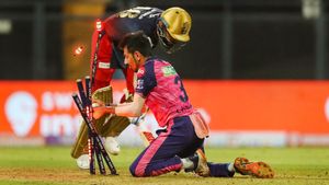 RCB vs RR: Top memes as Yuzvendra Chahal dismisses his former Bangalore teammate Virat Kohli in IPL 2024 Eliminator