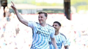 Burnley 1-2 Nottingham Forest: Wood at the double to sink relegated Clarets