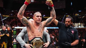 UFC 303 Results: Alex Pereira Retains Light Heavyweight Title With KO of Jiri Prochazka in Historic Rematch