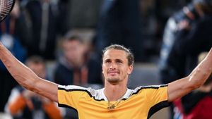 Zverev edges Griekspoor in four-hour classic at French Open