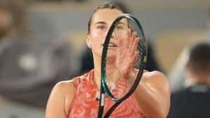 Sabalenka soars past best friend Badosa and into French Open last 16