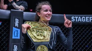 ONE Fight Night 24: Danielle Kelly Defends ONE Atomweight Submission Grappling Crown Against Mayssa Bastos