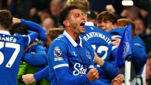 Europa League champions Atalanta sign Everton defender Godfrey