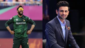T20 World Cup 2024: Shoaib Malik accuses Imad Wasim of deliberately wasting balls against India