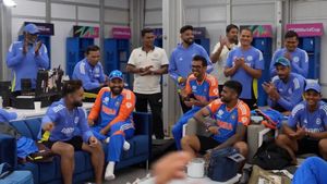 T20 World Cup 2024: Who Won Team India's Best Fielder Medal in Pakistan Match?