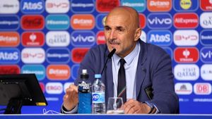 Euro 2024: 'I did my thesis on 3-5-2' – Luciano Spalletti rages at talk of formation pact with Italy players