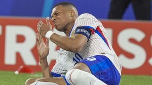 Kylian Mbappe called out by French far-right leader after Speaking Against 'Extremes'