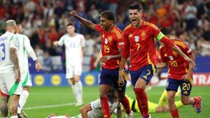 Spain 1-0 Italy: Calafiori own goal wins Group B for brilliant Roja