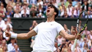 Wimbledon: Carlos Alcaraz rallies past Daniil Medvedev to seal final return