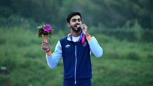 Anantjeet Singh Naruka: All You Need to Know About His Background, Career, Family, Personal Life