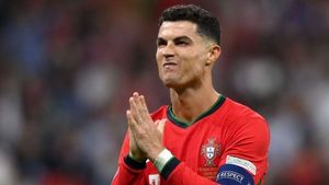Portugal 0-0 Slovenia (aet, 3-0 pens): Ronaldo atones for penalty miss as Selecao inch through