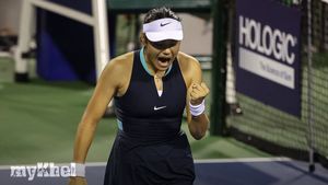 Emma Raducanu Fights Off Jet Lag For Victory At Washington Open