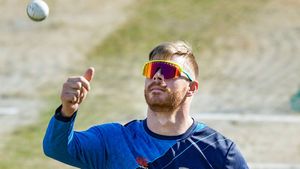 Glenn Phillips Leads Colombo Strikers With Optimism In Lanka Premier League