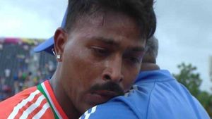 Hardik Pandya Natasa Stankovic Divorce: 'Hiding Pain Behind His Smiles', Fans Sympathise With India Cricketer on Twitter