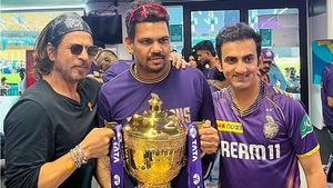 Gautam Gambhir Pays Tribute to KKR’s Purple, Aims to Write “Bolder Scripts” With “Treasured India Blue” - Watch