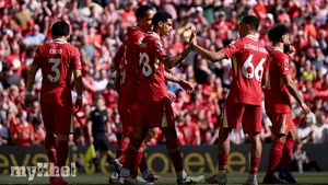 Lucas Leiva Confident In Liverpool's Premier League Title Bid Under New Management