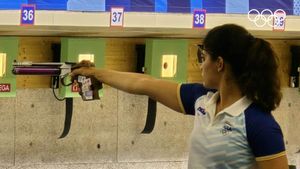 Paris Olympics 2024: 'Manu Bhaker Will Strike Gold In The Final', Predicts Legendary Shooter Jitu Rai