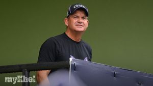 Matthew Mott Steps Down As England White-Ball Coach; Trescothick Takes Interim Charge