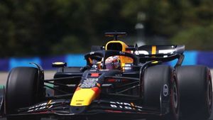 Verstappen feels Red Bull playing catch-up as McLaren secure Hungary lock-out